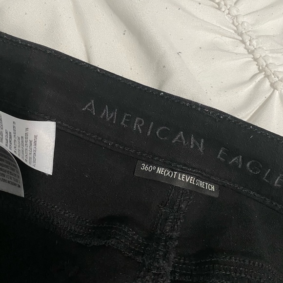 American Eagle Black Hi Rise Jegging Sz 4 - Picture 4 of 5